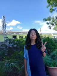 蔚藍晴空下的長髮少年日常